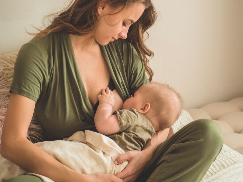 10 Ways to Treat Plugged Ducts Naturally with The Mama Mantra