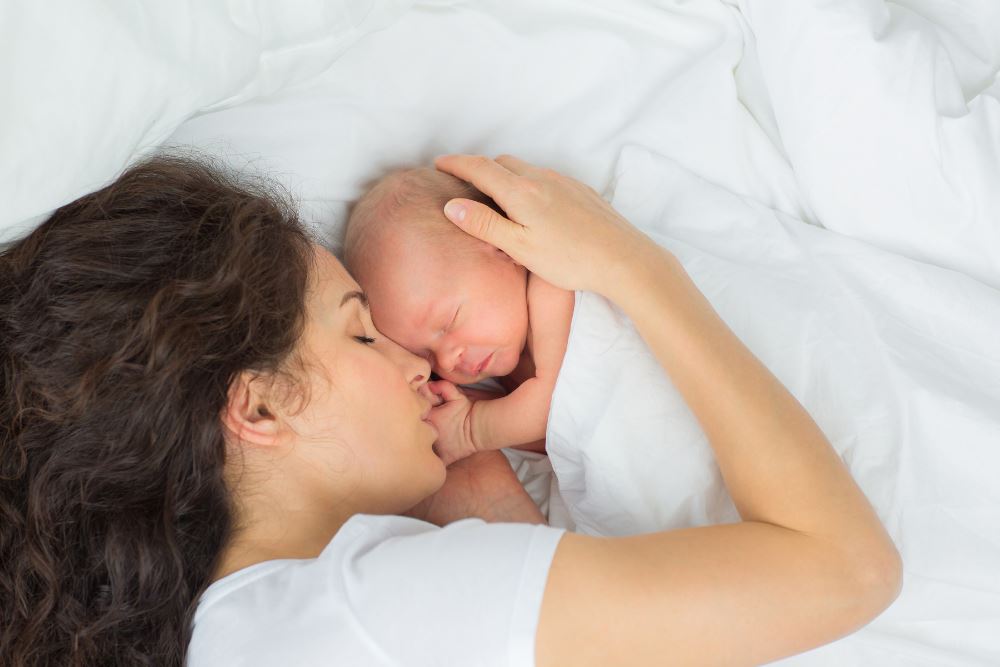 8 Tips to Restore Postpartum Hormonal Balance
